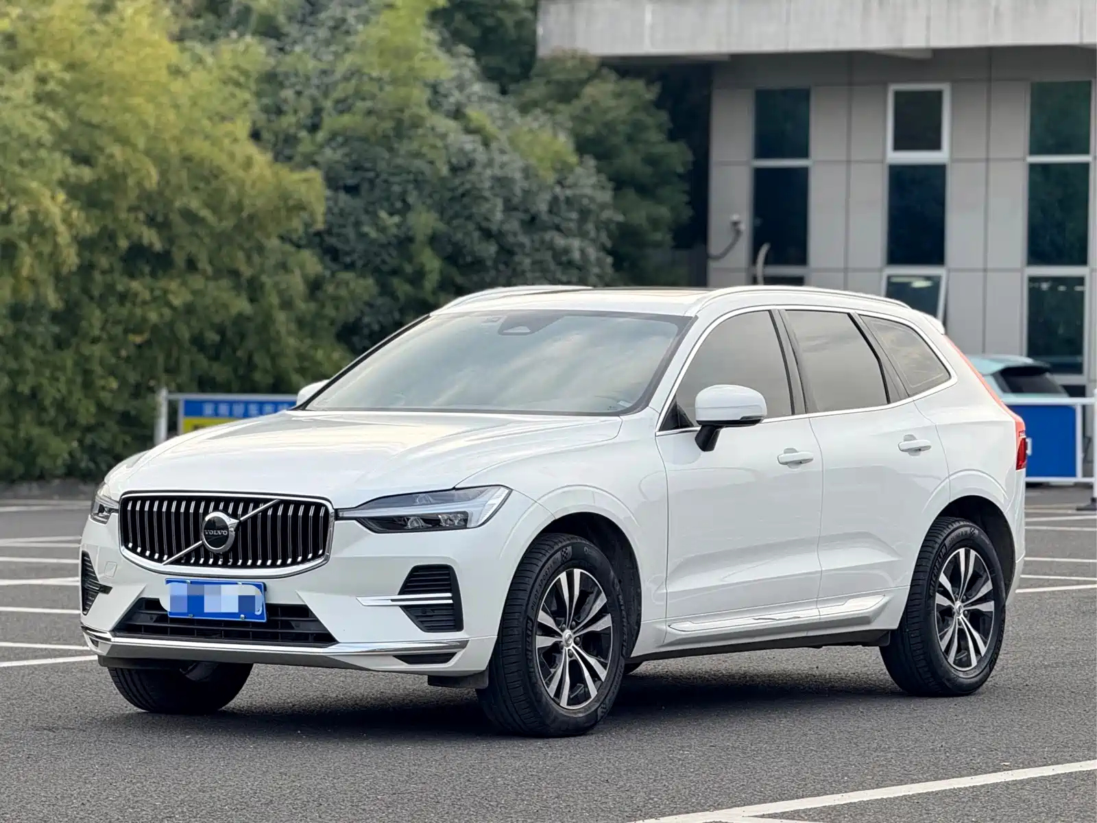 VOLVO XC60 2024