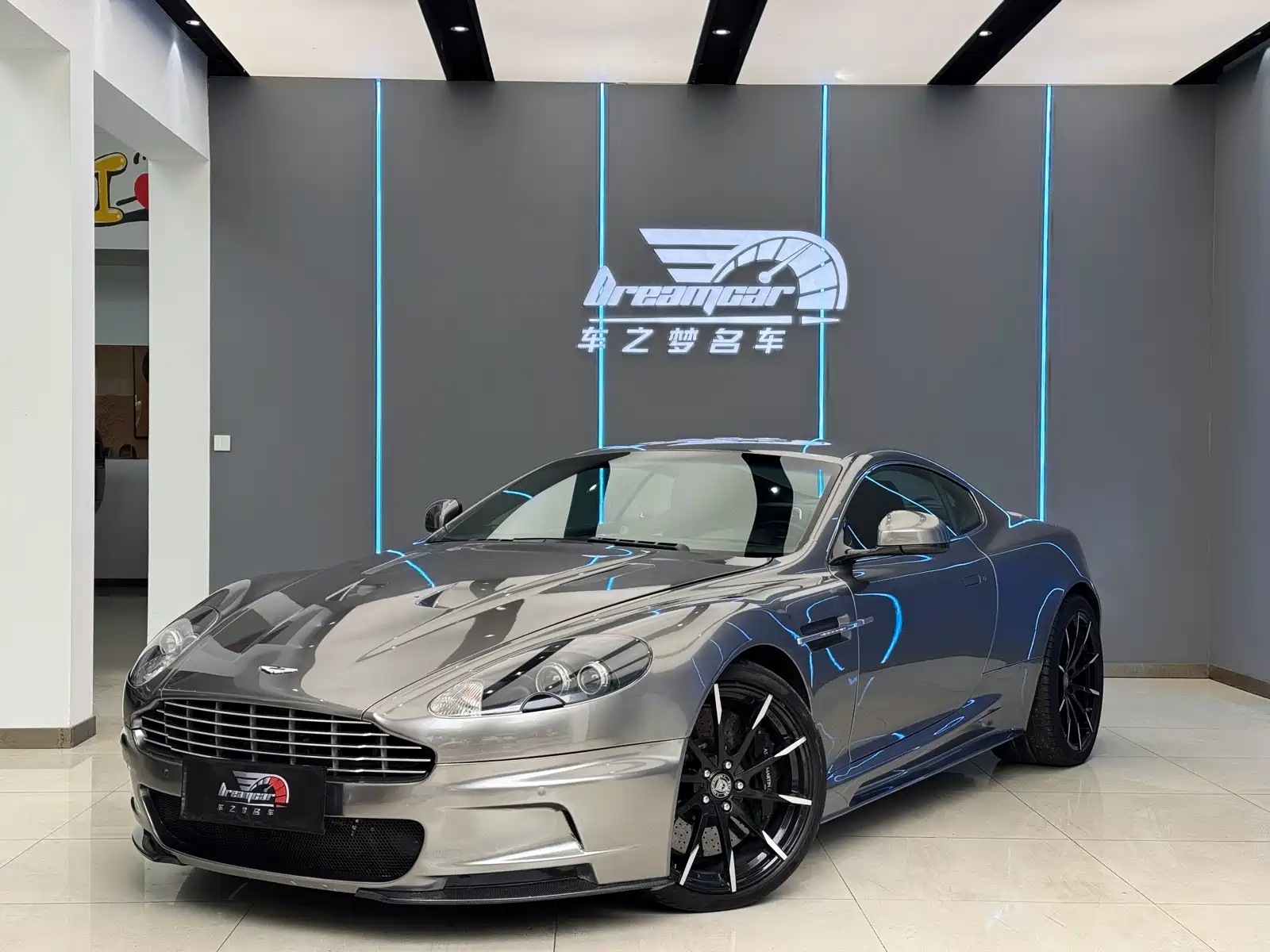 ASTON MARTIN DBS 2009