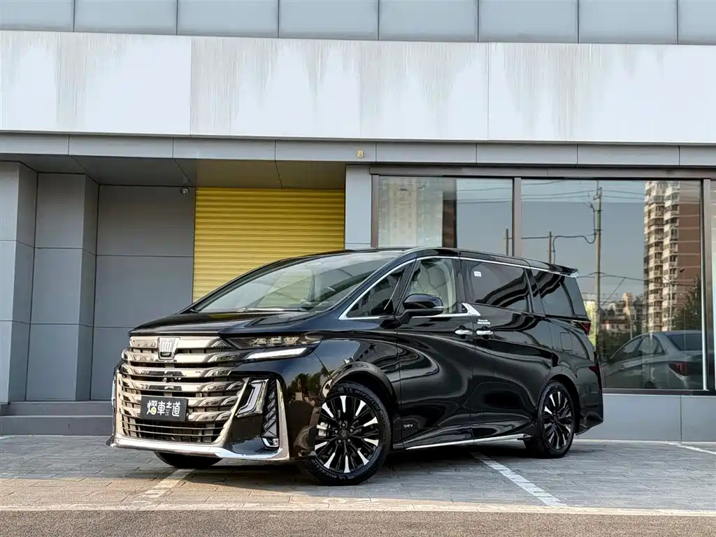 TOYOTA VELLFIRE 2024
