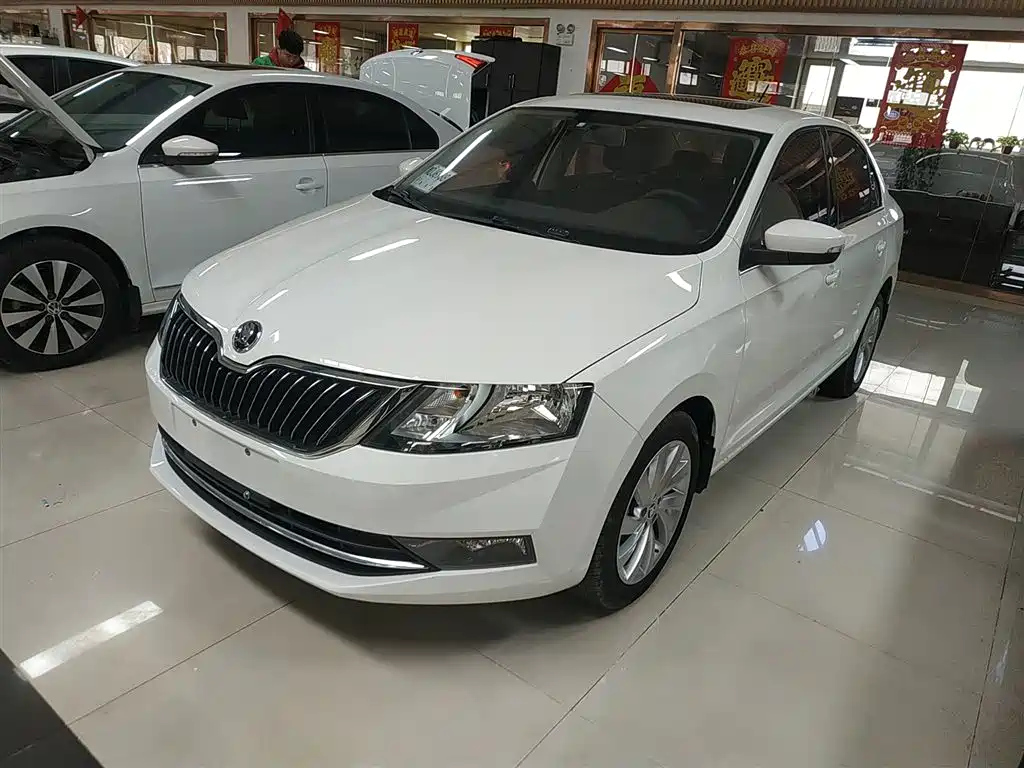 SKODA RAPID 2018