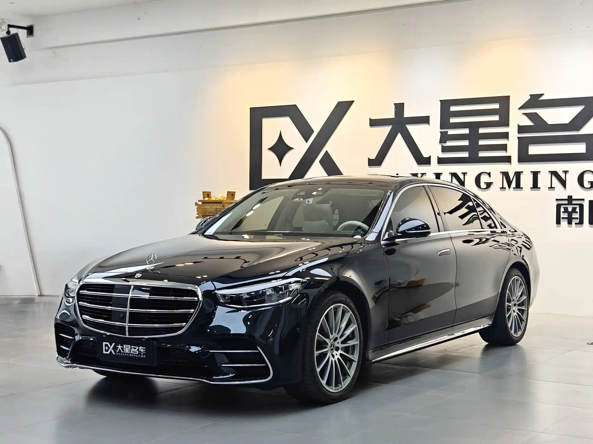 MERCEDES BENZ S-CLASS 2023