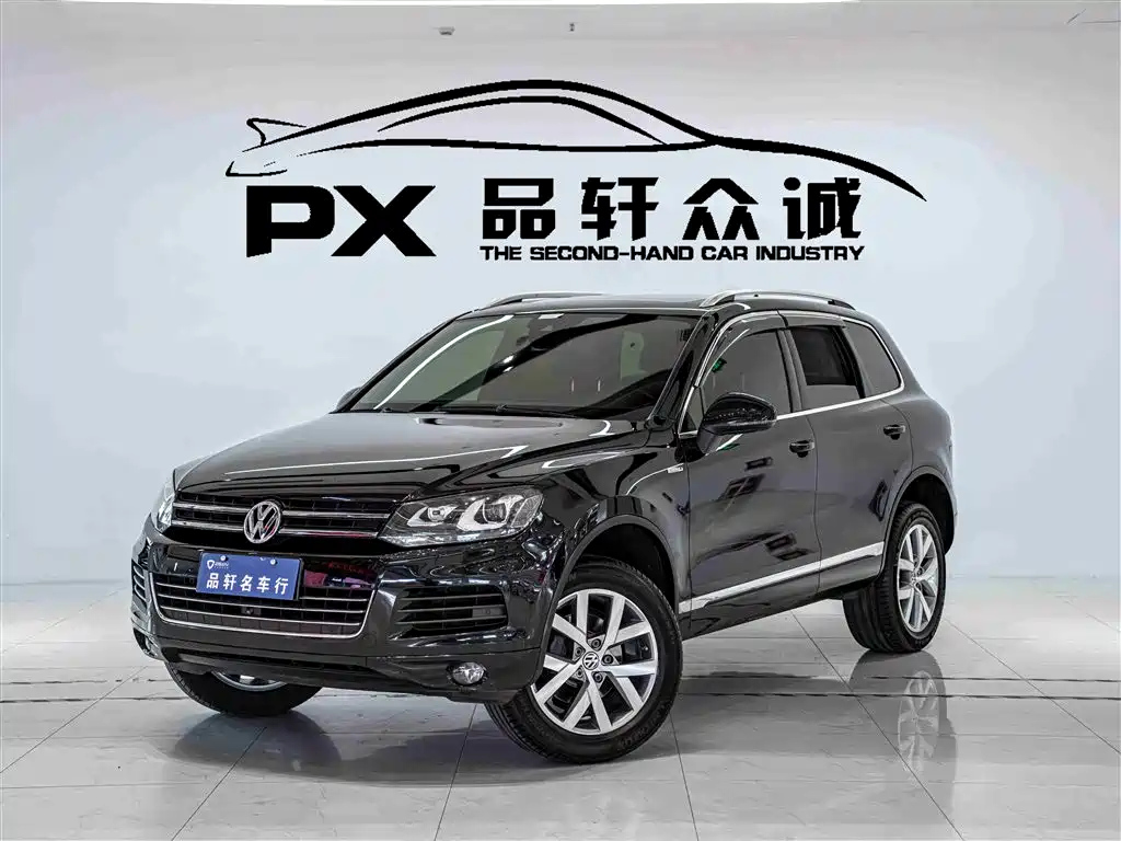 VOLKSWAGEN TOUAREG 2013