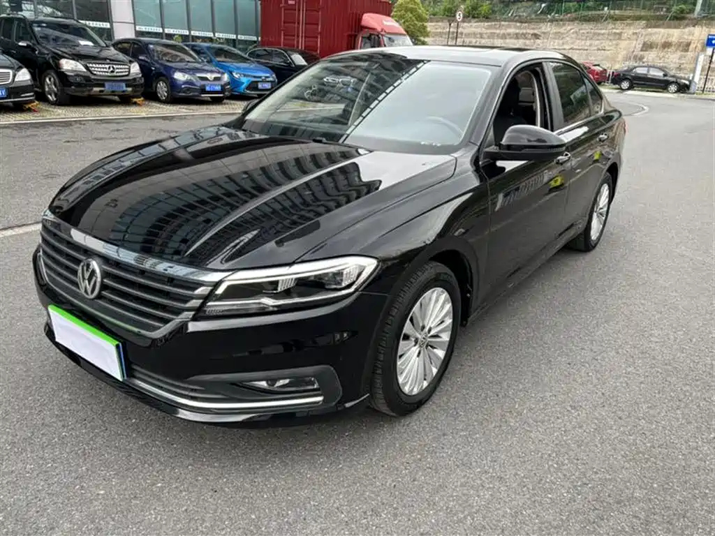 VOLKSWAGEN LAVIDA 2019