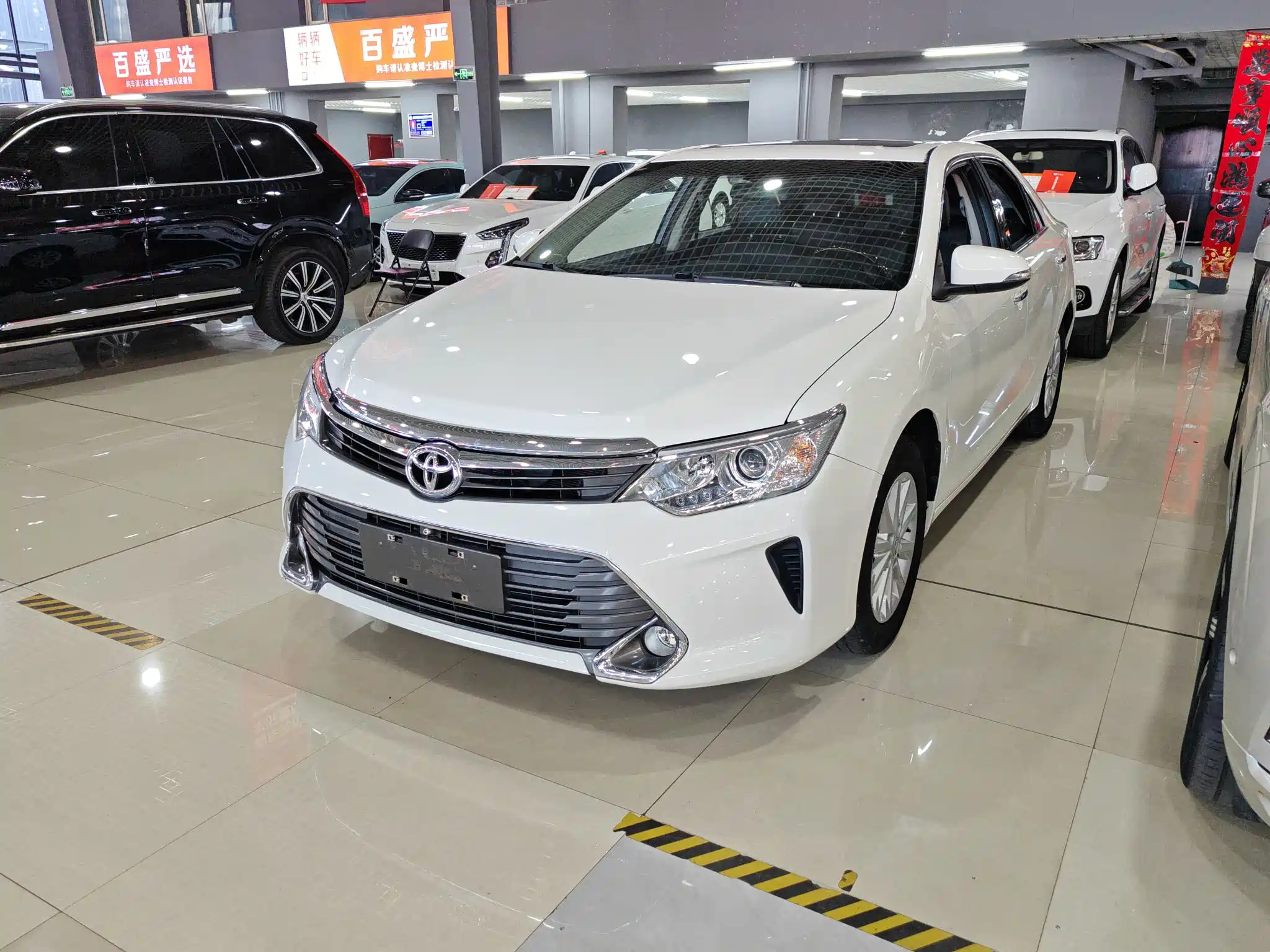 TOYOTA CAMRY 2015