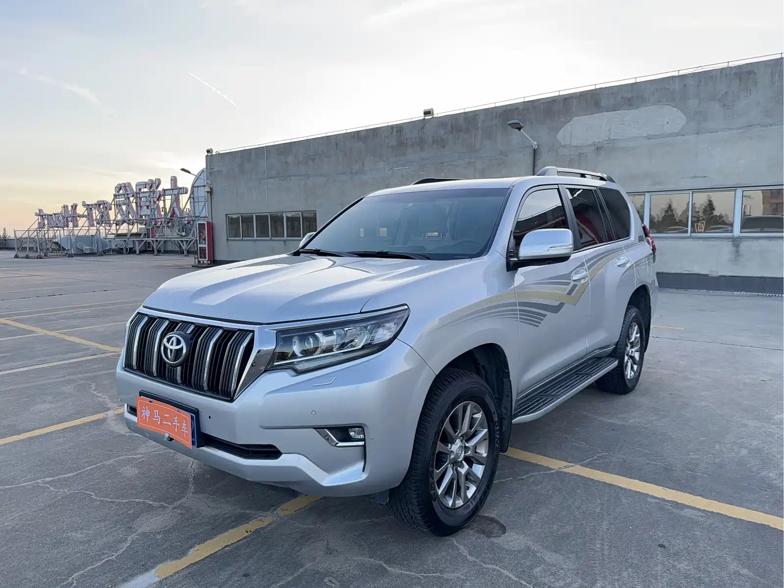 TOYOTA PRADO 2018