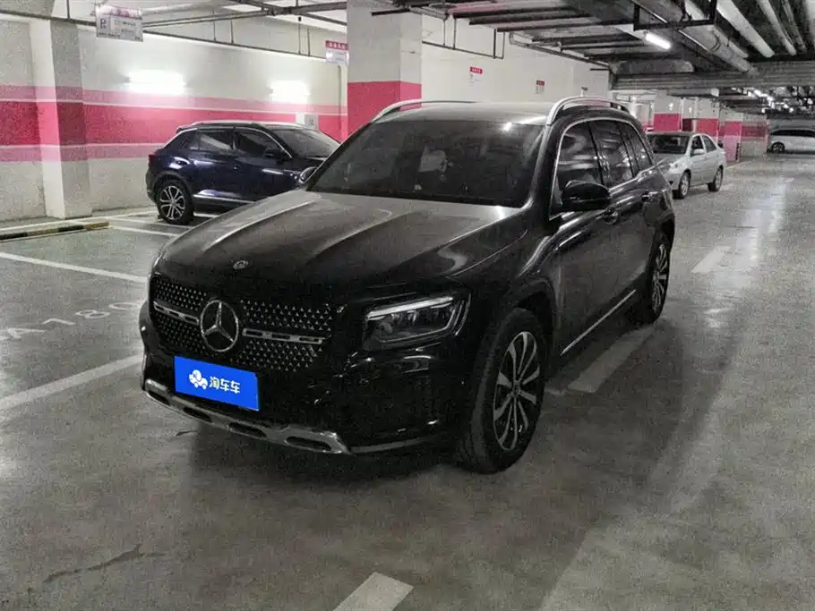 MERCEDES BENZ GLB 2024