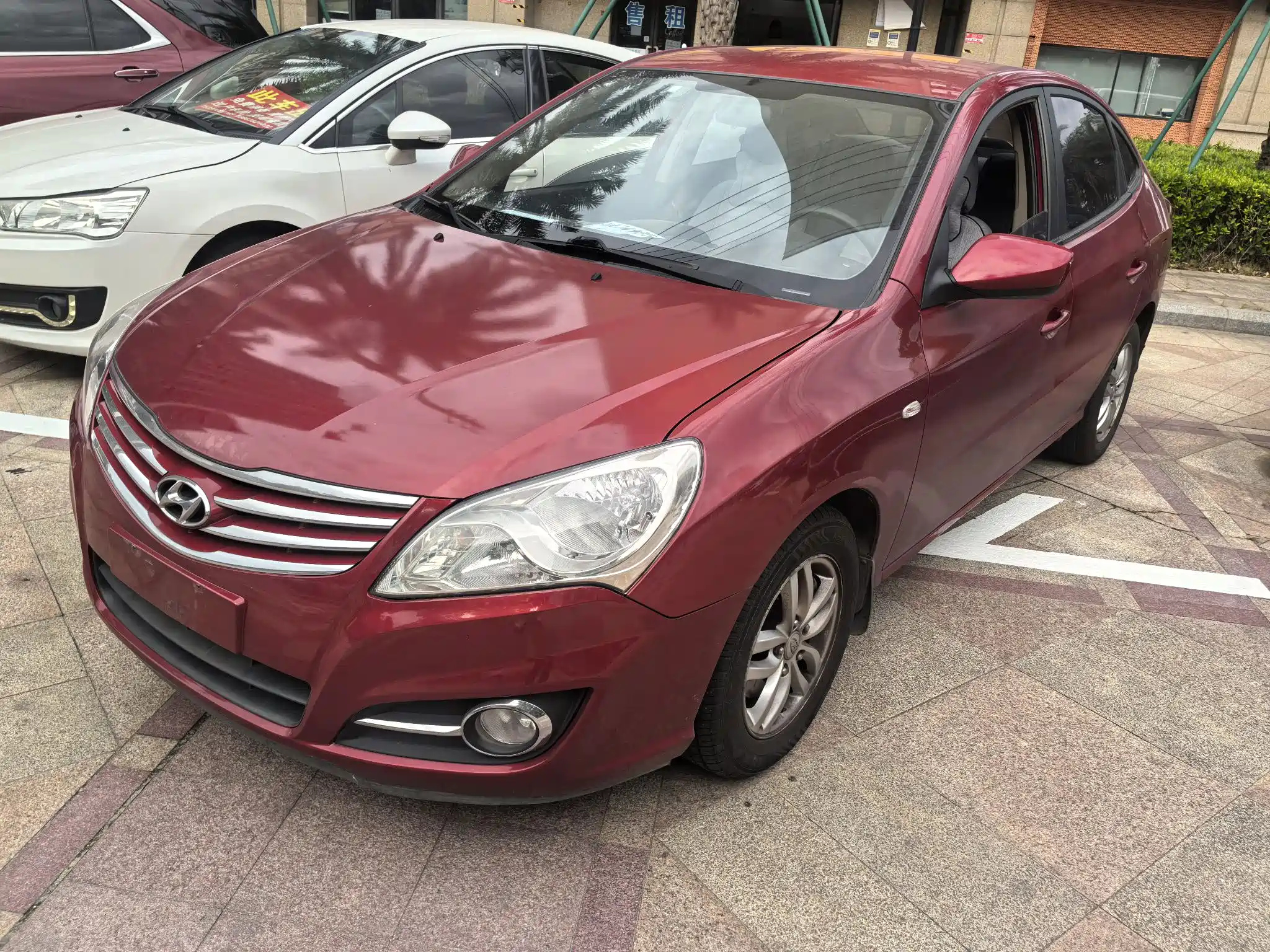 HYUNDAI CELESTA 2011