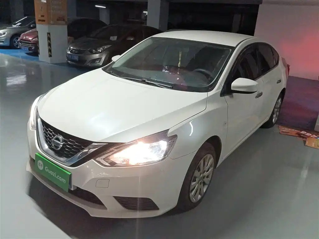 NISSAN SYLPHY 2022