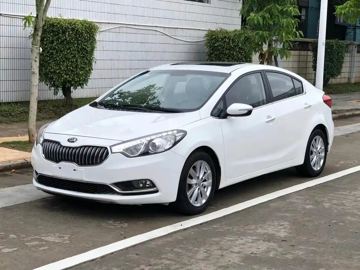 KIA K3 2015