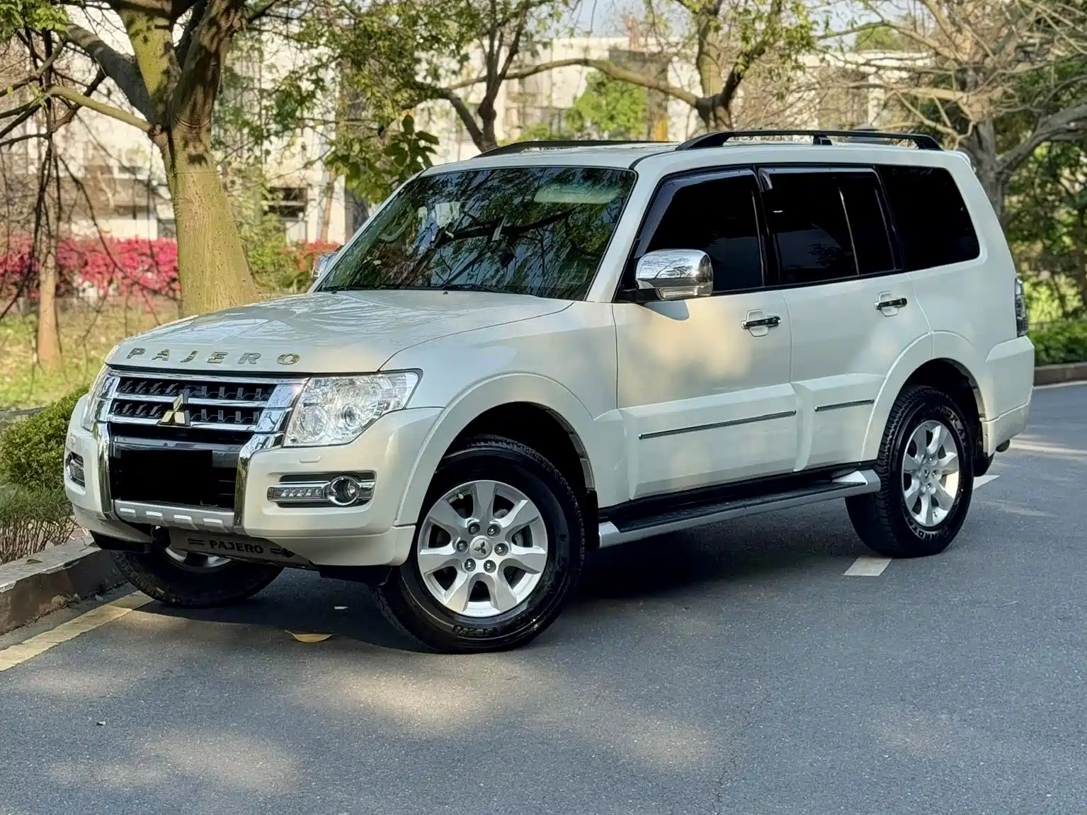 MITSUBISHI PAJERO IMPORT 2018