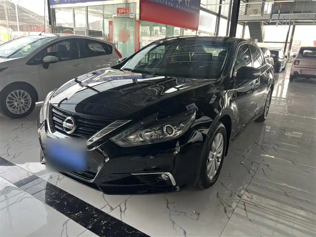 NISSAN TEANA 2016