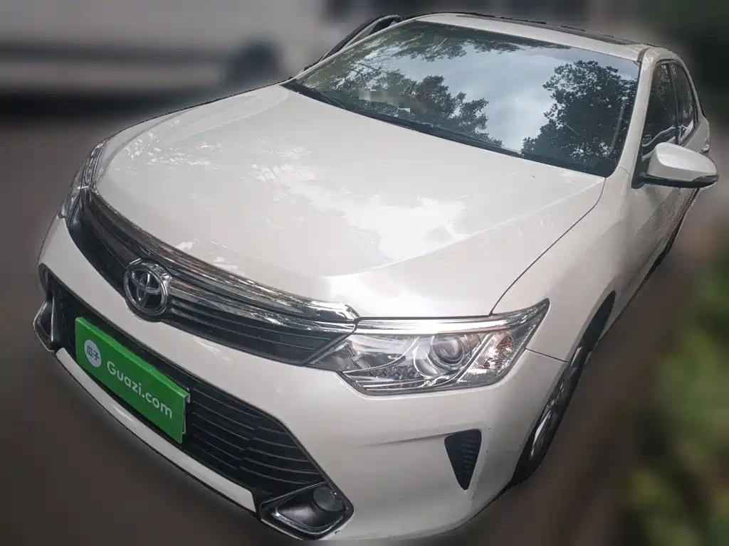 TOYOTA CAMRY 2015