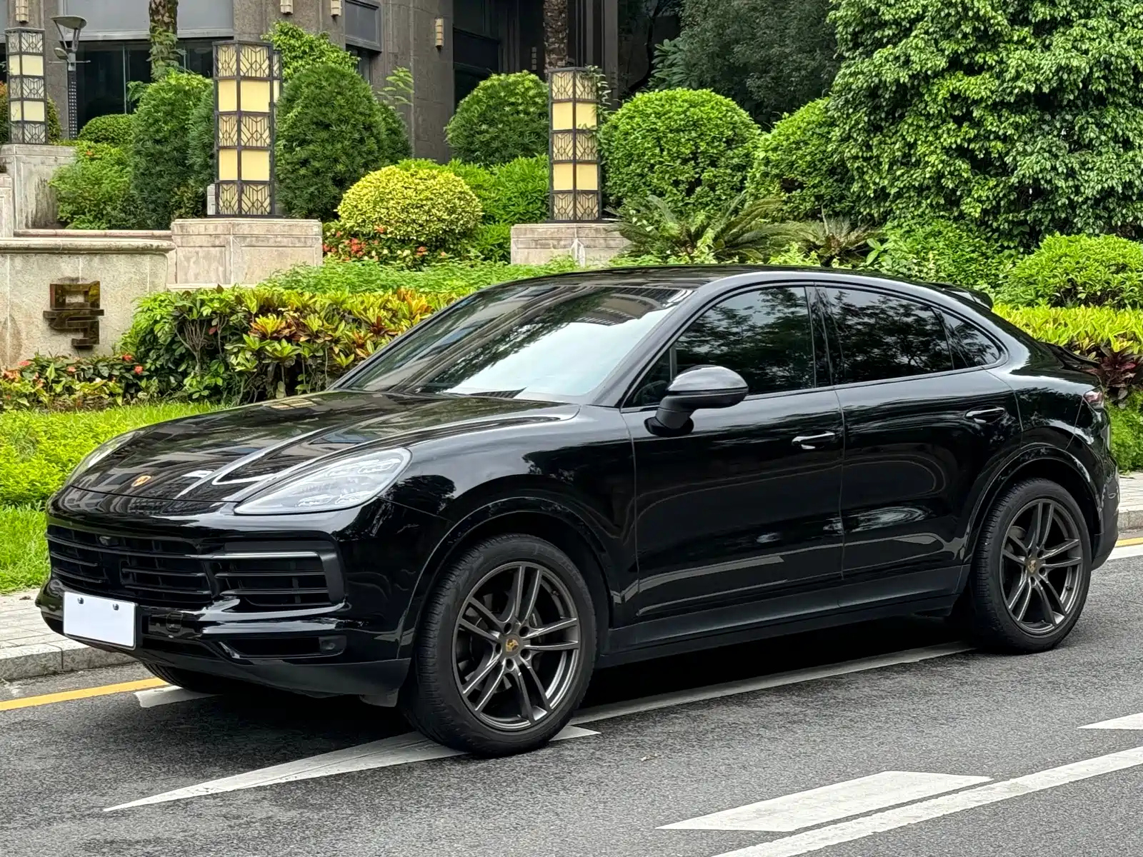 PORSCHE CAYENNE 2019