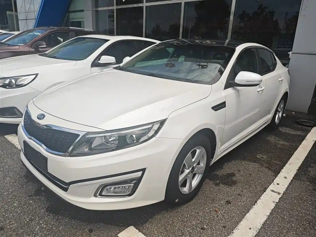 KIA K5 2015