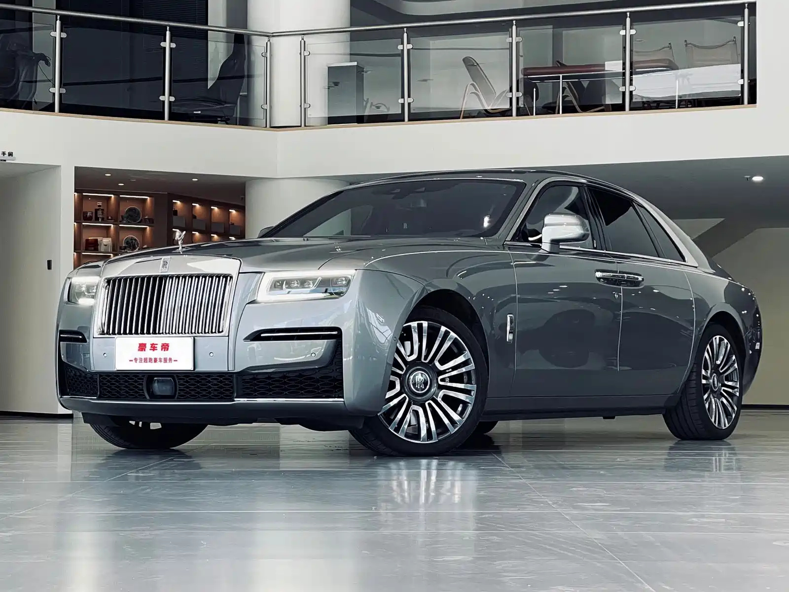 ROLLS ROYCE GHOST 2021