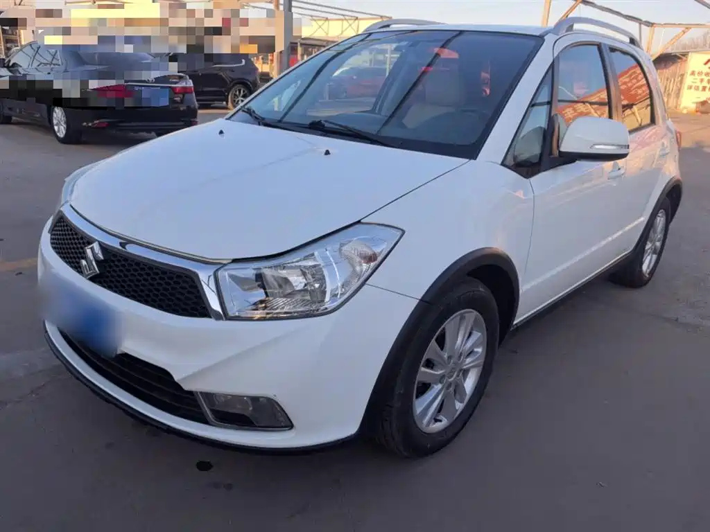 SUZUKI SX4 2013
