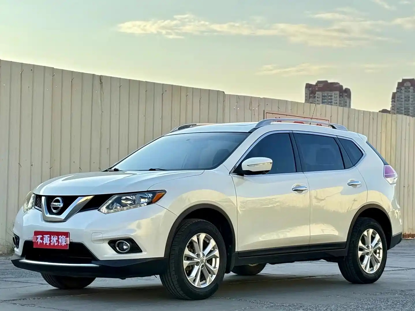 NISSAN X-TRAIL 2014