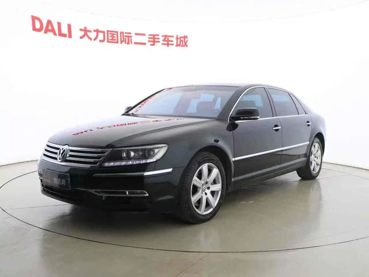 VOLKSWAGEN PHAETON 2012