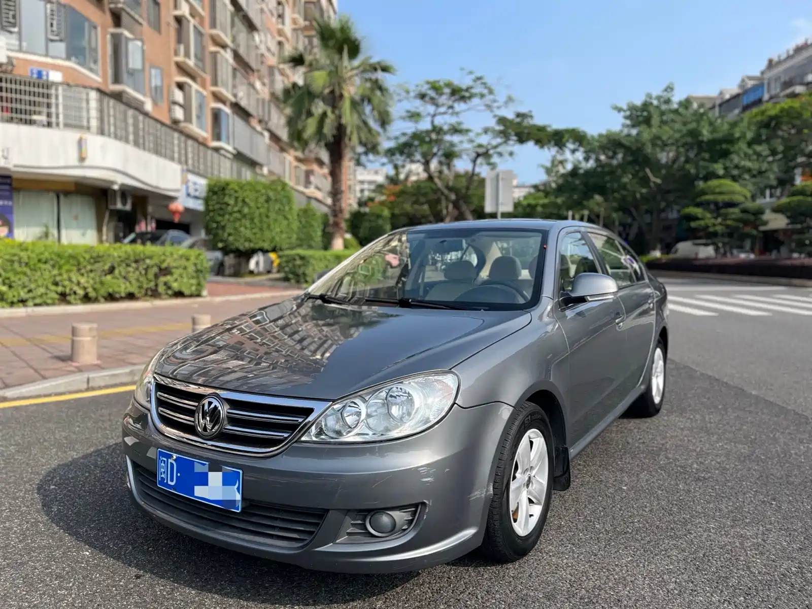 VOLKSWAGEN LAVIDA 2013