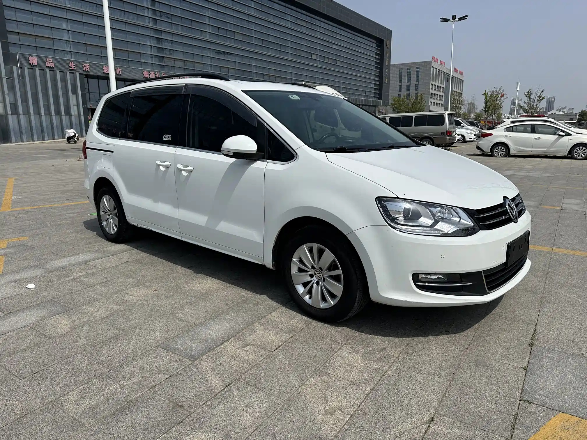 VOLKSWAGEN SHARAN 2014