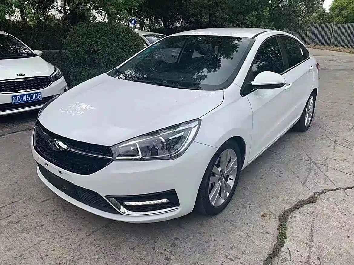 CHERY ARRIZO 5 2016