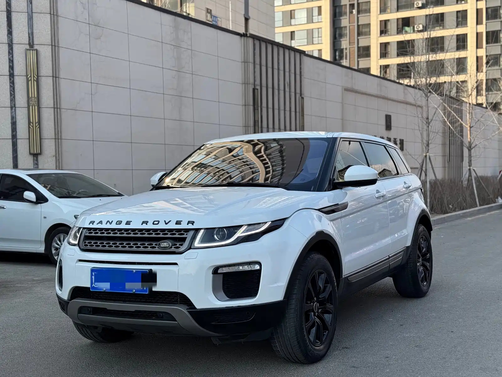 LAND ROVER RANGE ROVER AURORA 2017