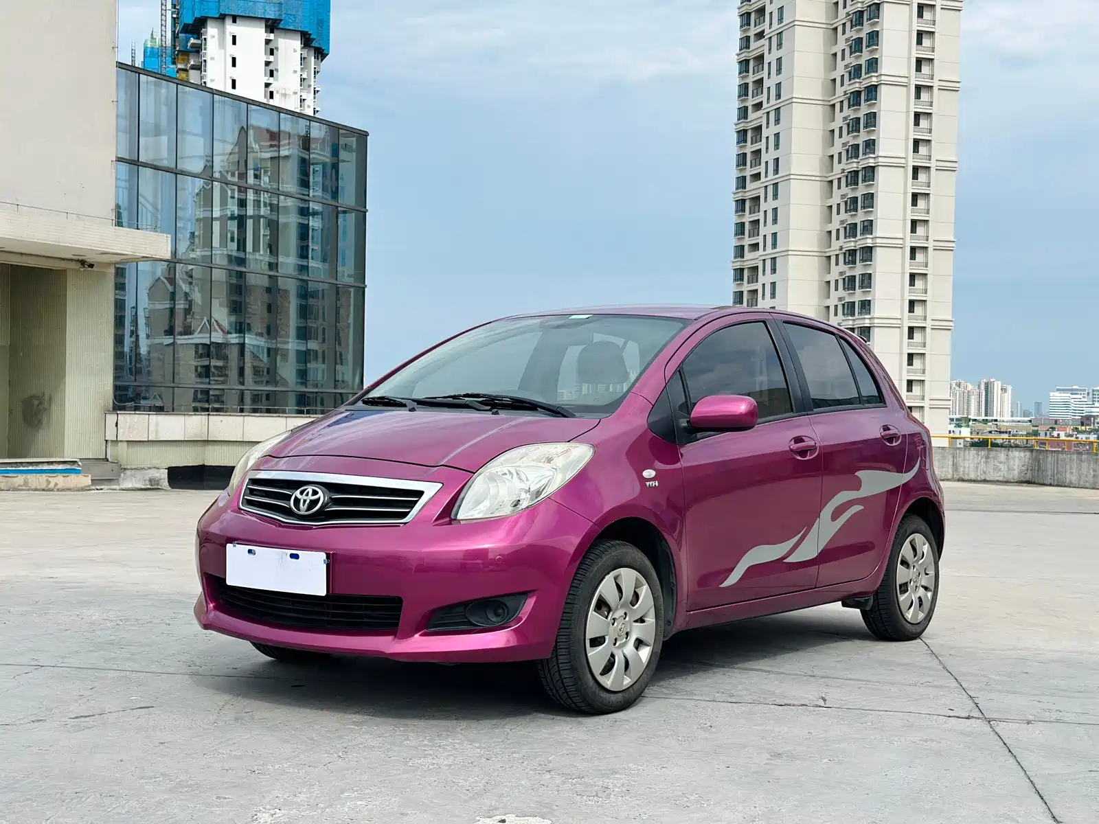 TOYOTA YARIS 2011