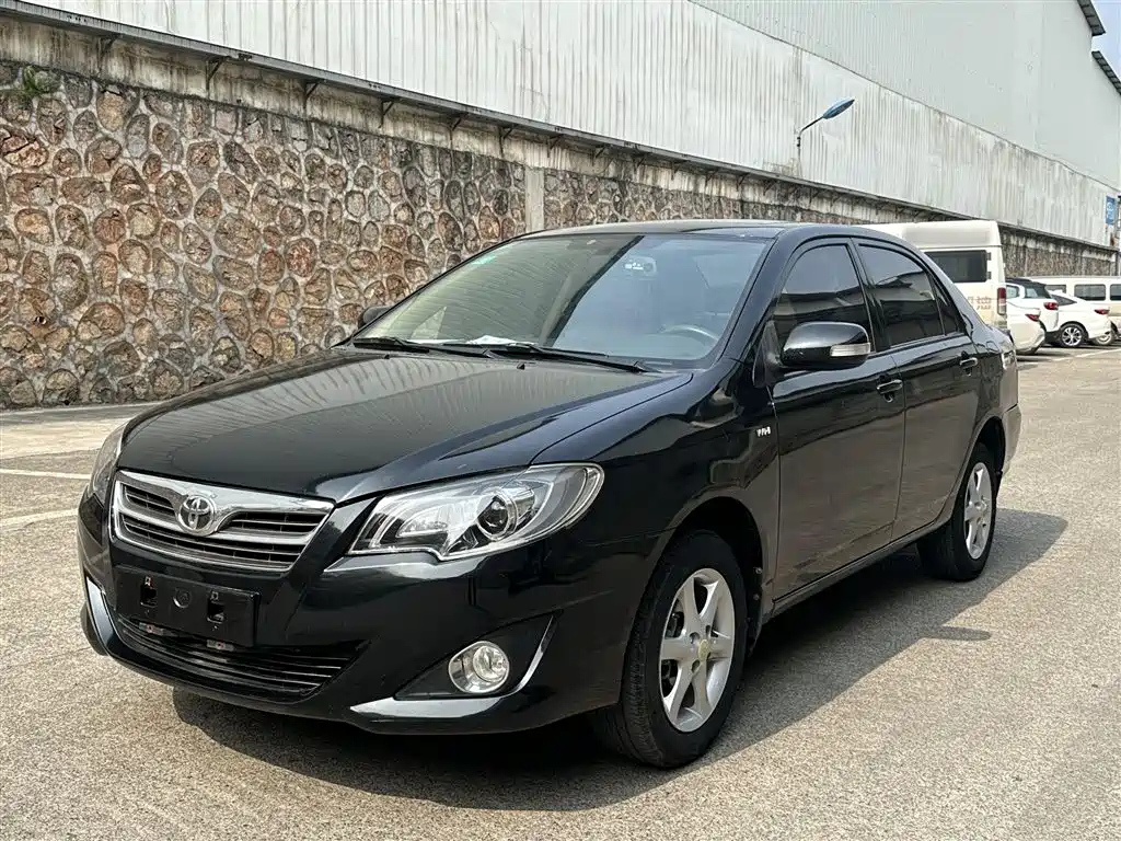 TOYOTA COROLLA 2013