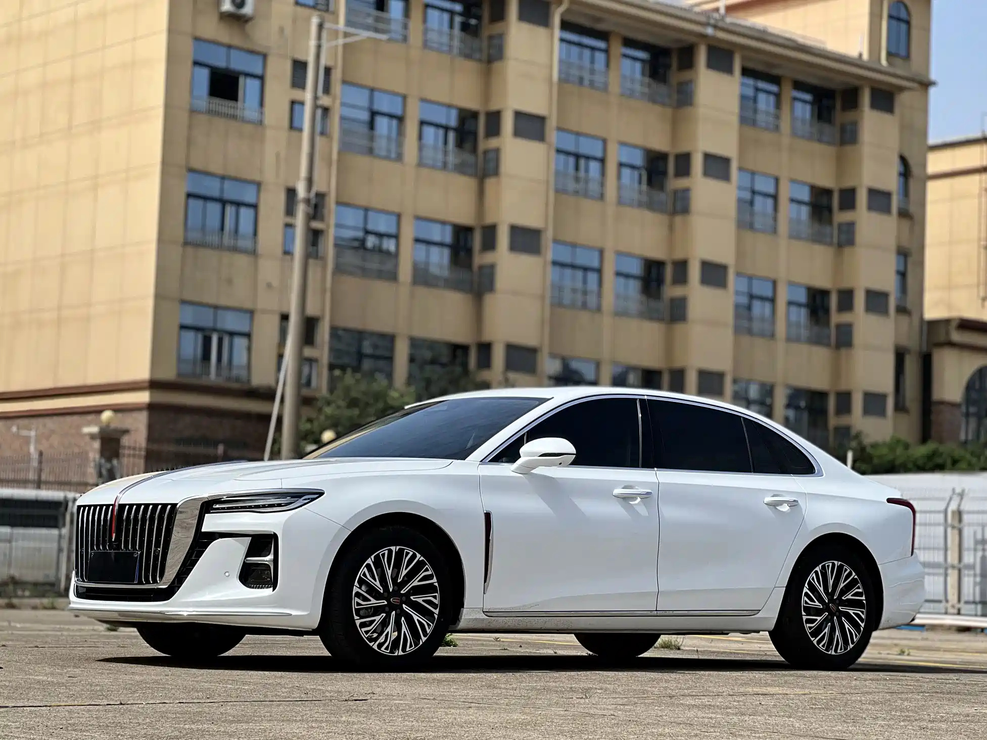 HONGQI H5 2023