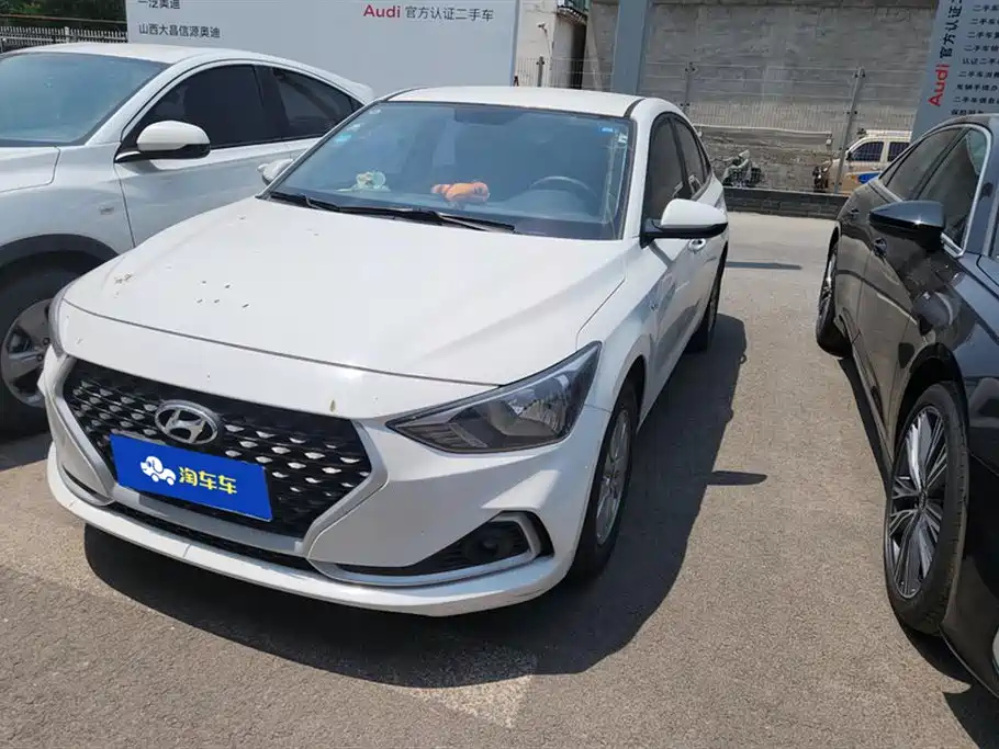 HYUNDAI CELESTA 2018