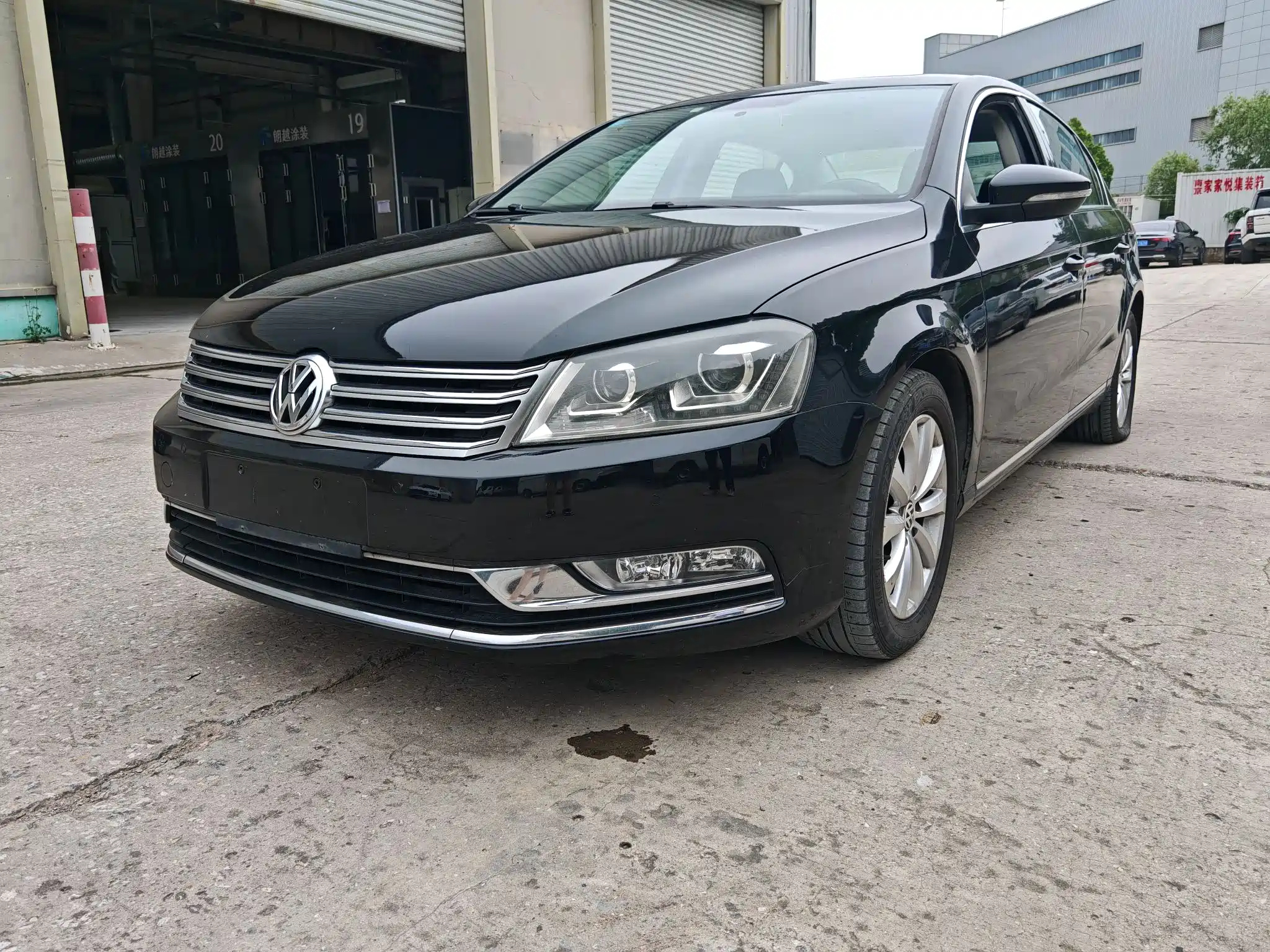 VOLKSWAGEN MAGOTAN 2015