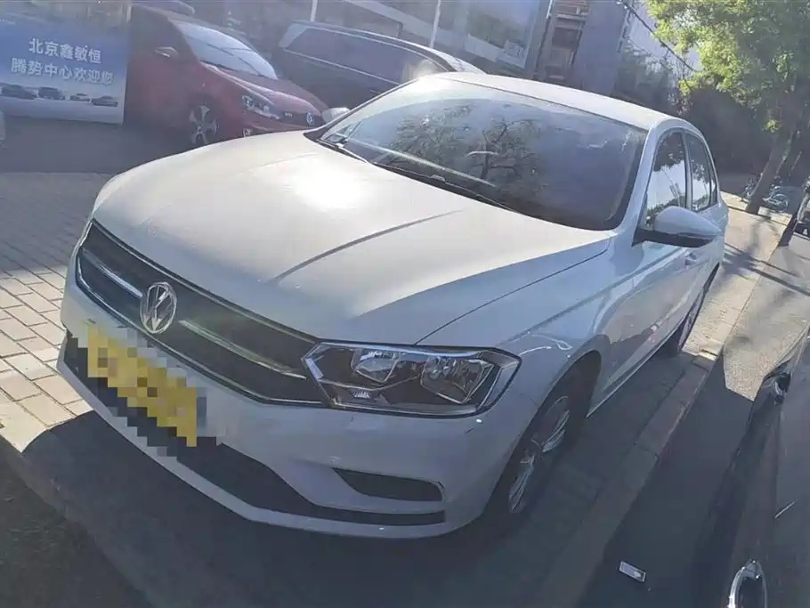 VOLKSWAGEN BORA 2018