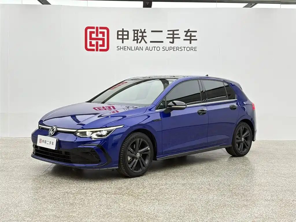 VOLKSWAGEN GOLF 2021