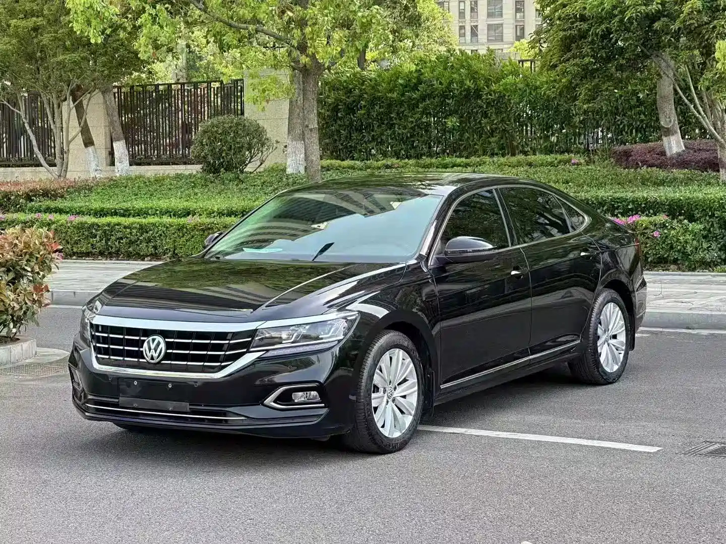 VOLKSWAGEN PASSAT 2019