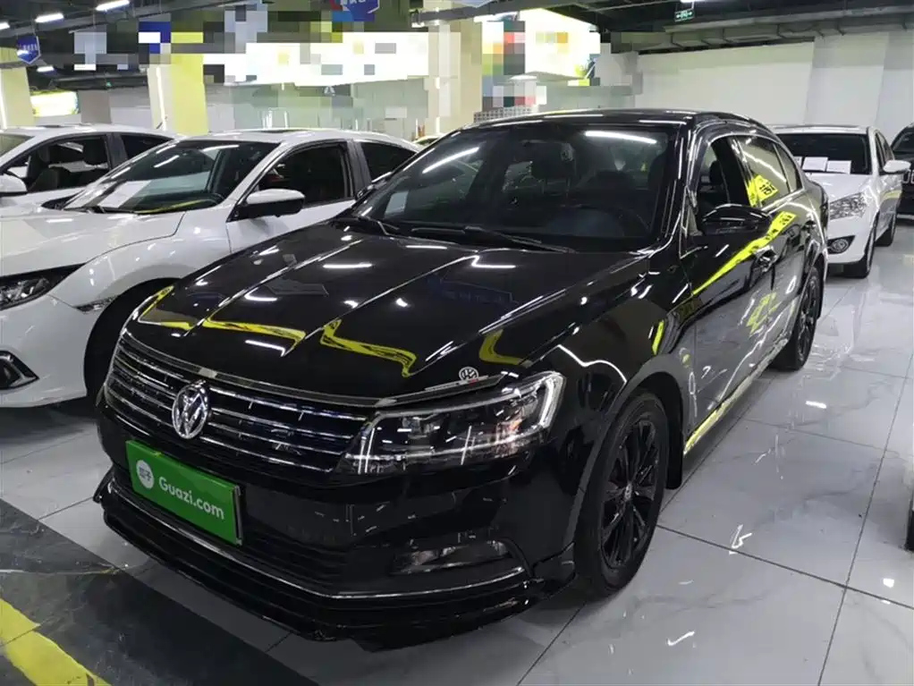 VOLKSWAGEN LAVIDA 2017