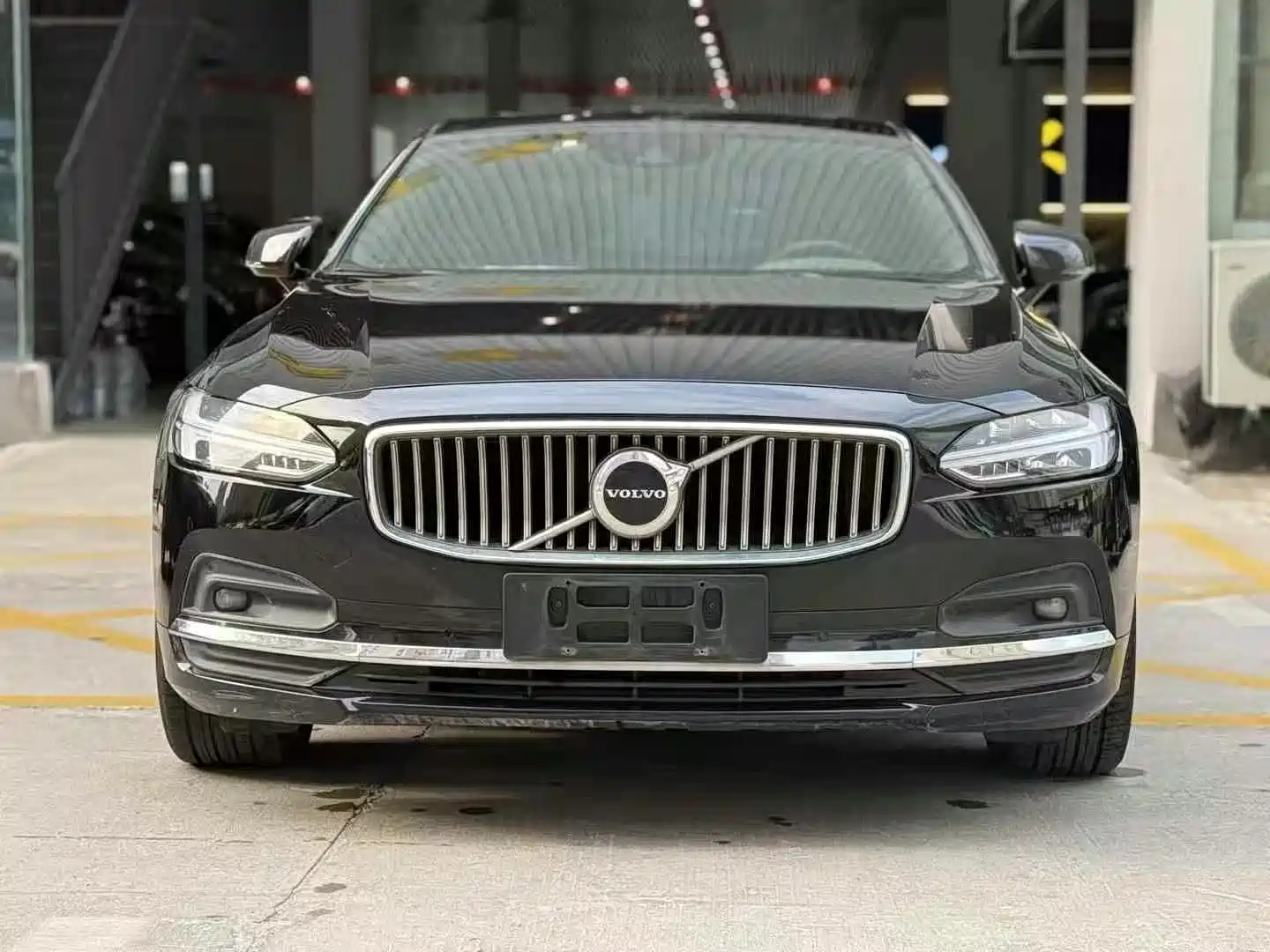 VOLVO S90 2021