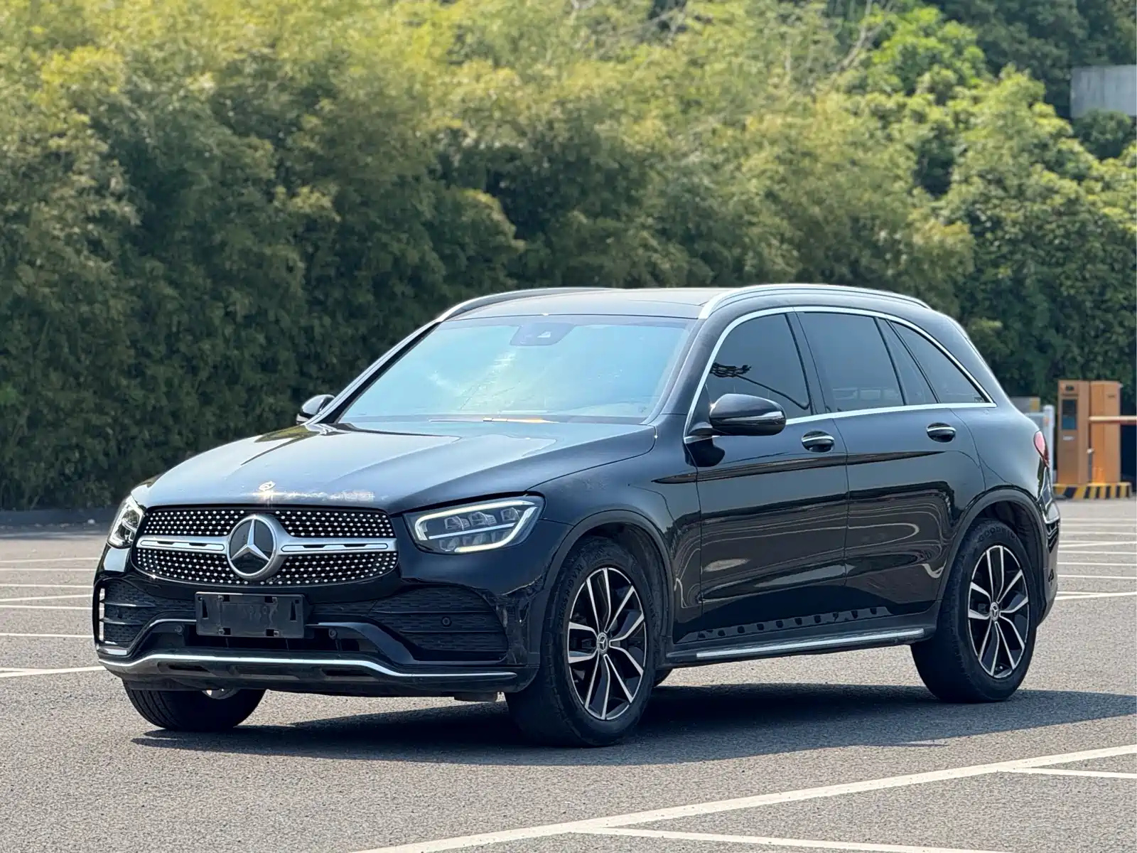 MERCEDES BENZ GLC