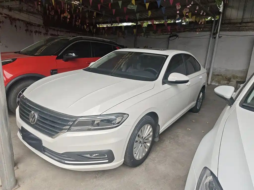 VOLKSWAGEN LAVIDA 2019