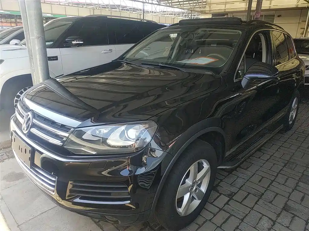 VOLKSWAGEN TOUAREG 2011