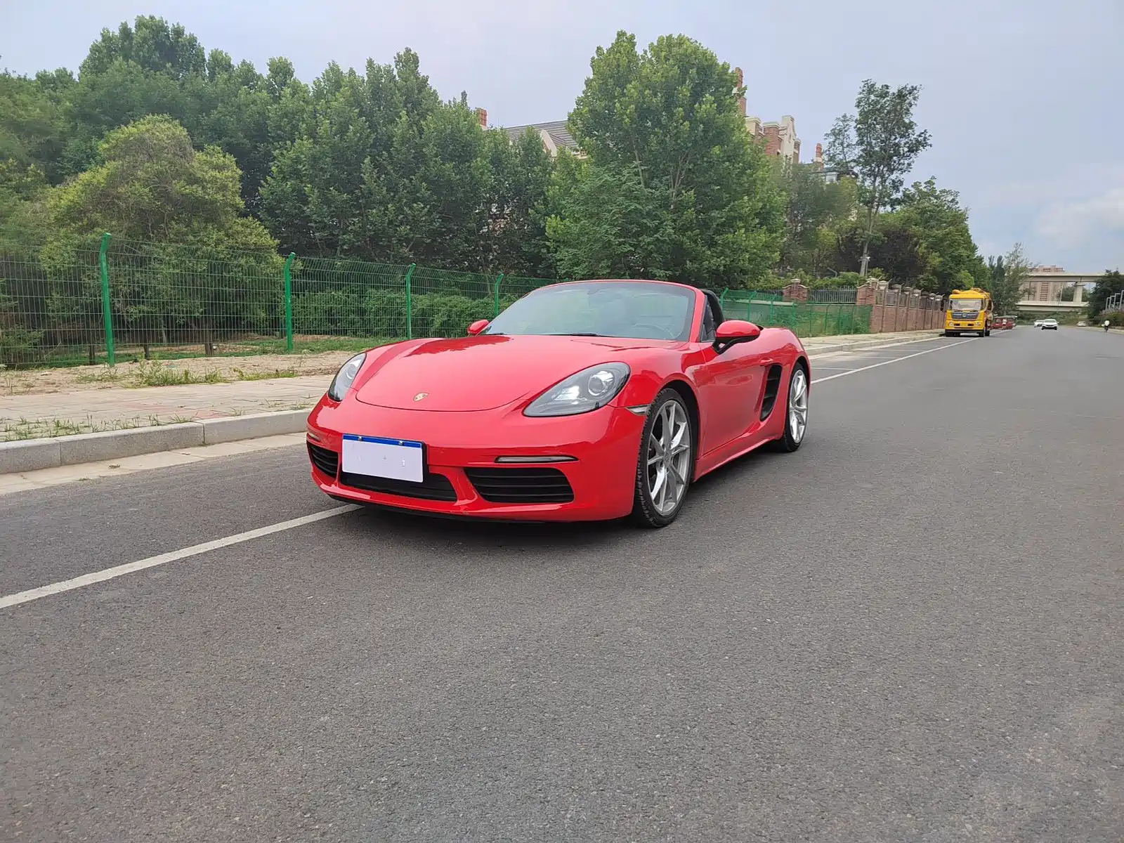 PORSCHE 718