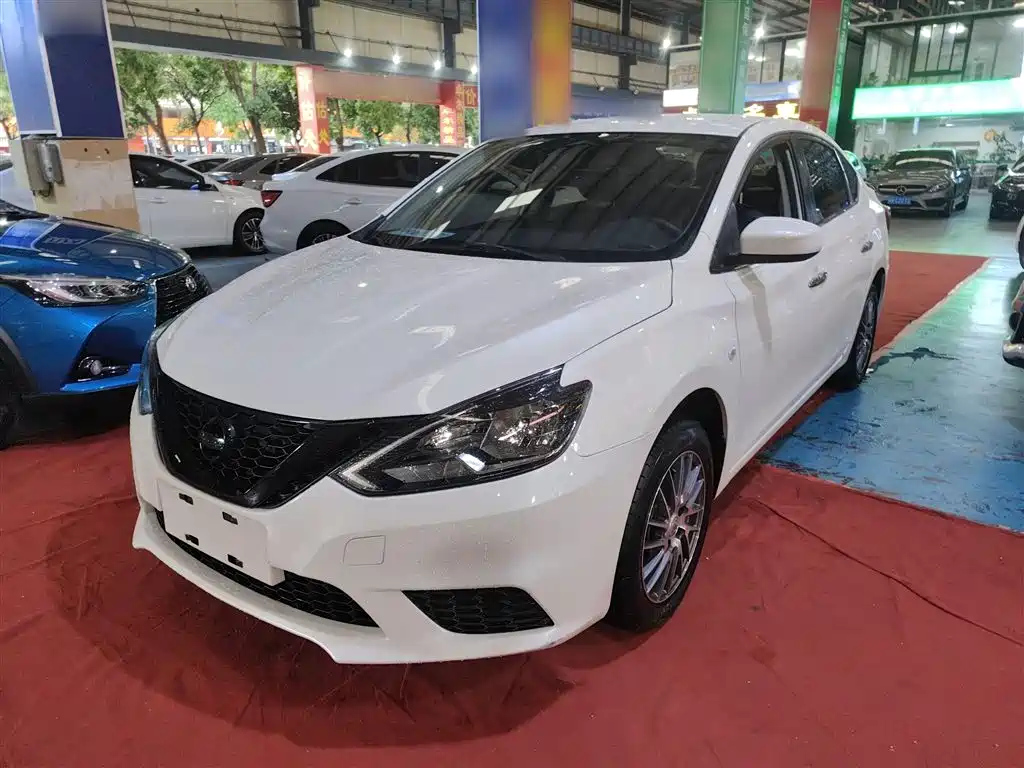 NISSAN SYLPHY 2019