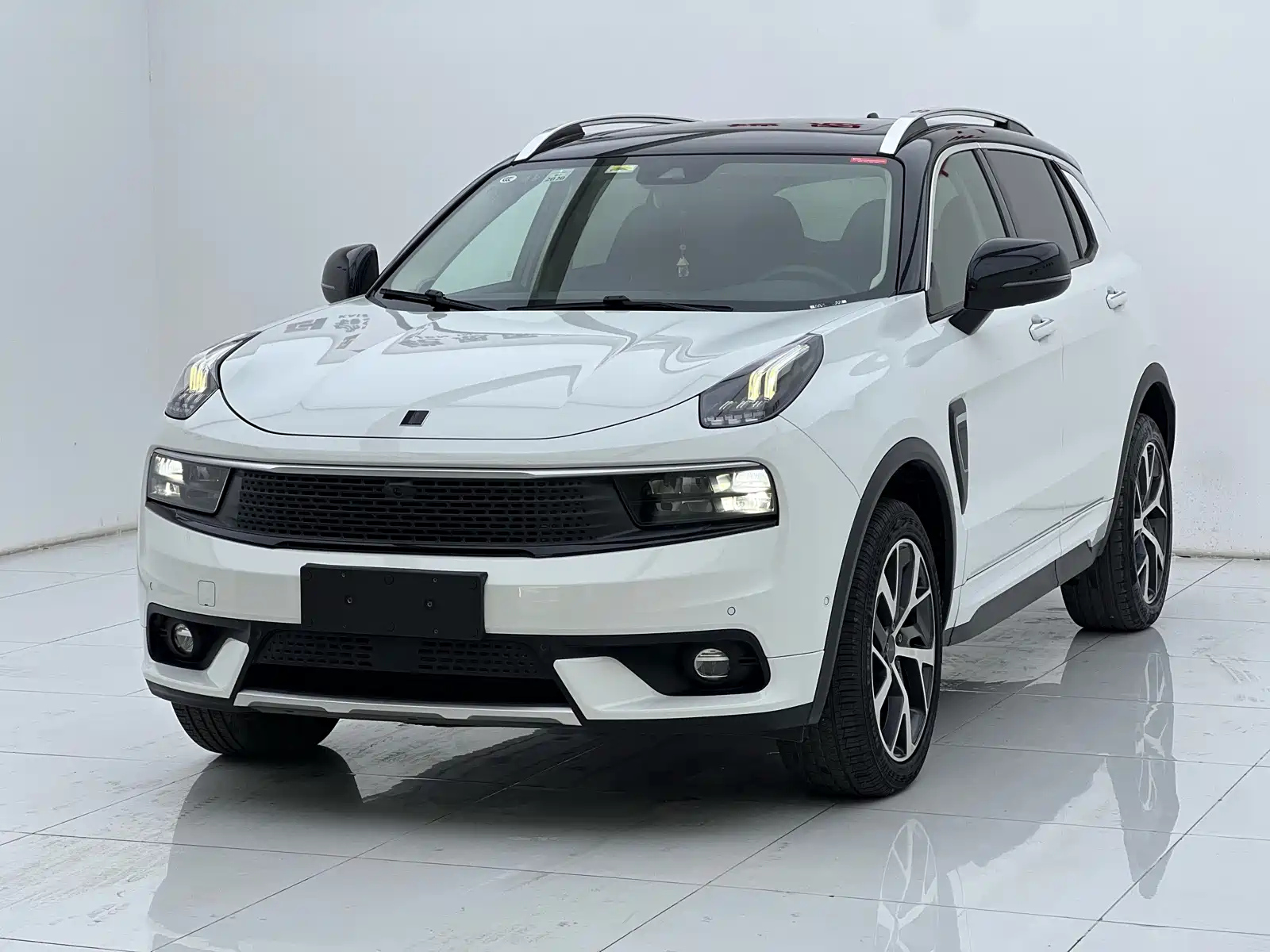 LYNK 01 2017