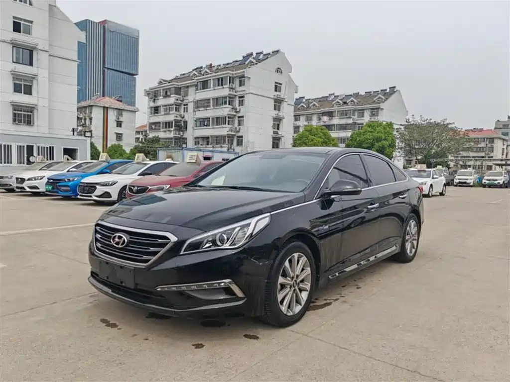 HYUNDAI SONATA 2015