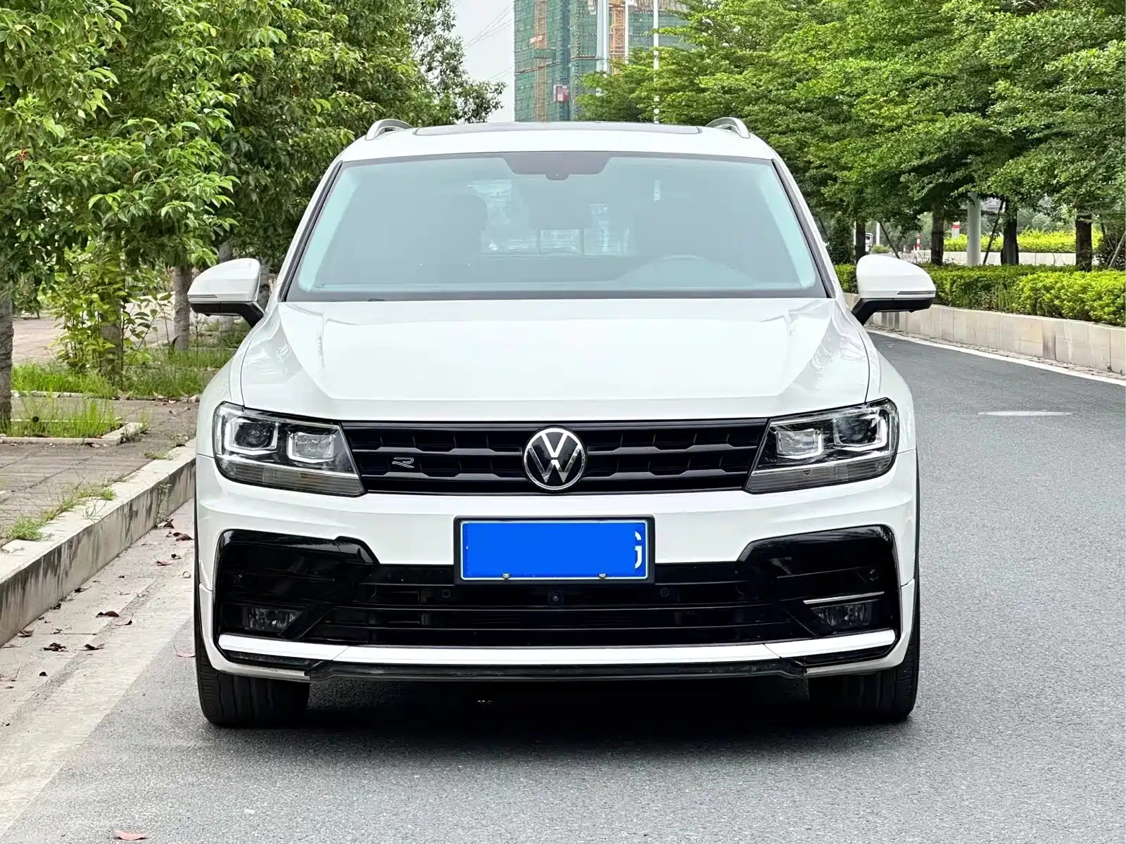 VOLKSWAGEN TIGUAN L 2021