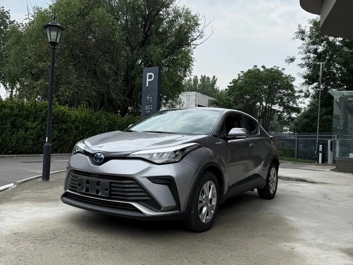 TOYOTA IZOA 2021