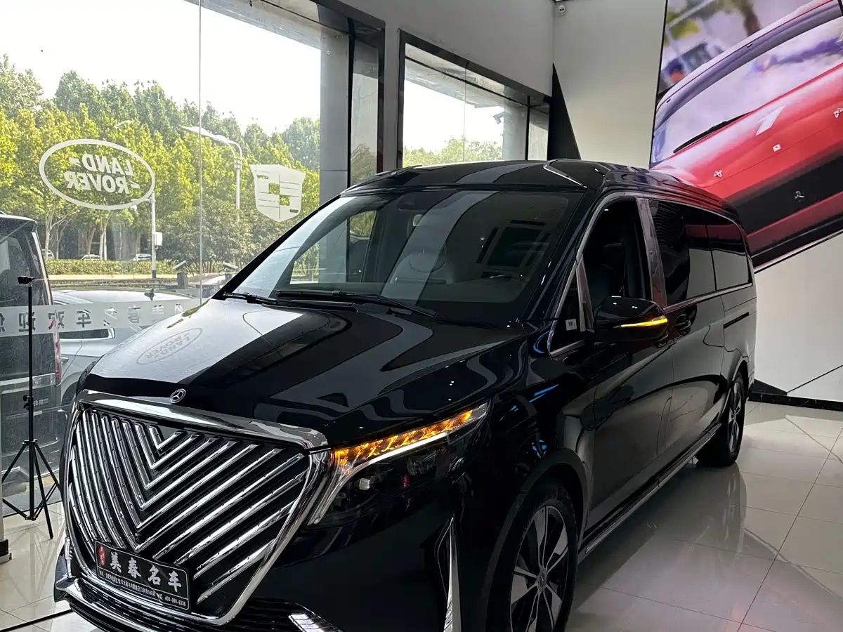 MERCEDES BENZ V-CLASS 2022