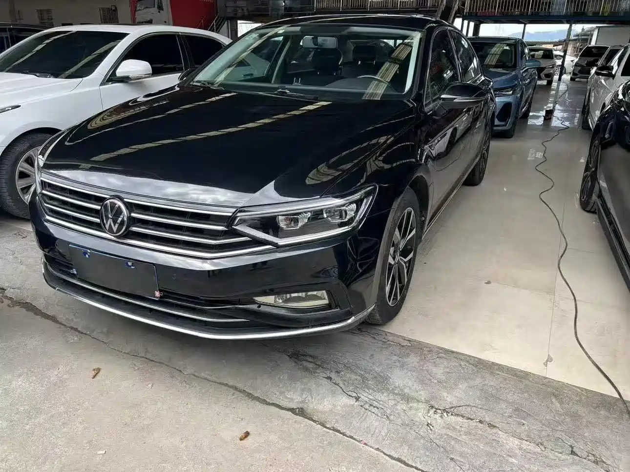VOLKSWAGEN MAGOTAN 2020