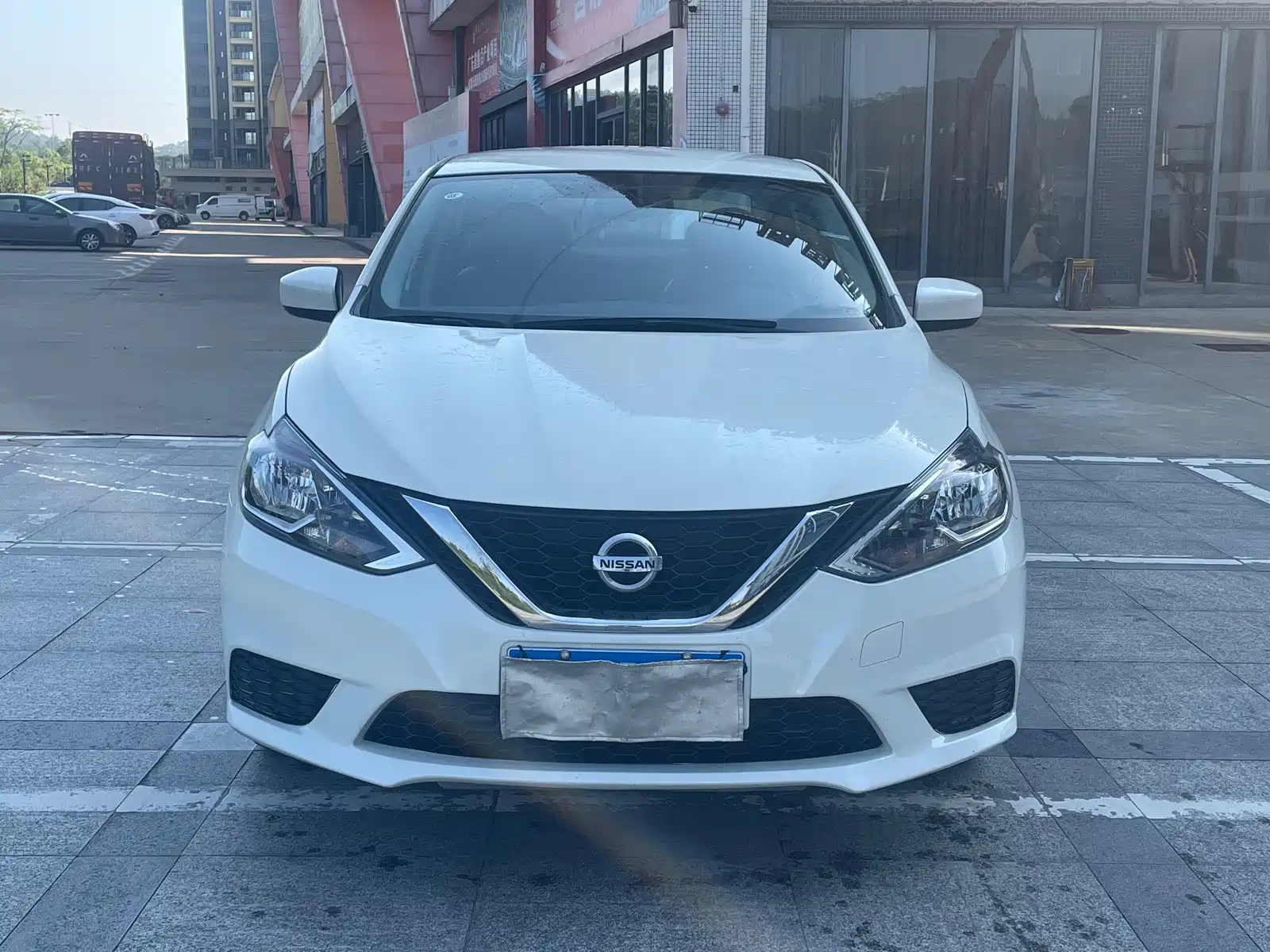NISSAN SYLPHY 2019