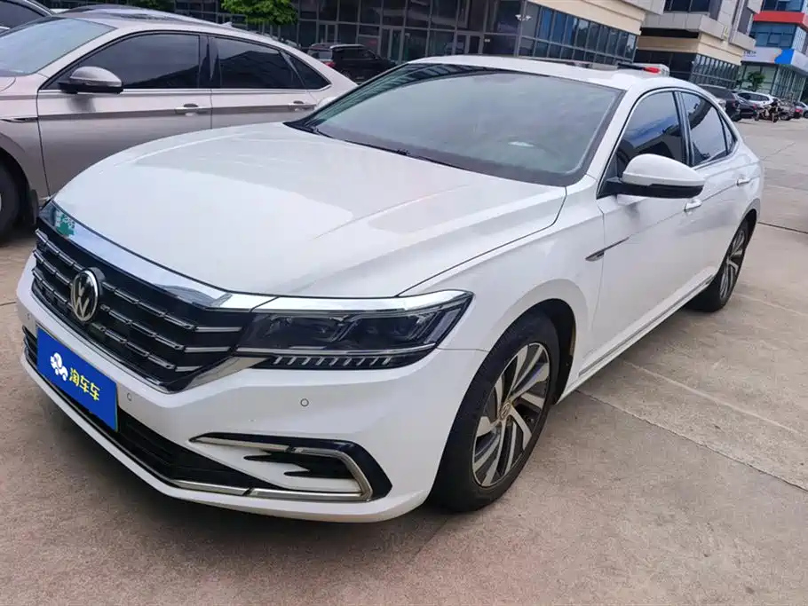 VOLKSWAGEN PASSAT NEW ENERGY 2019