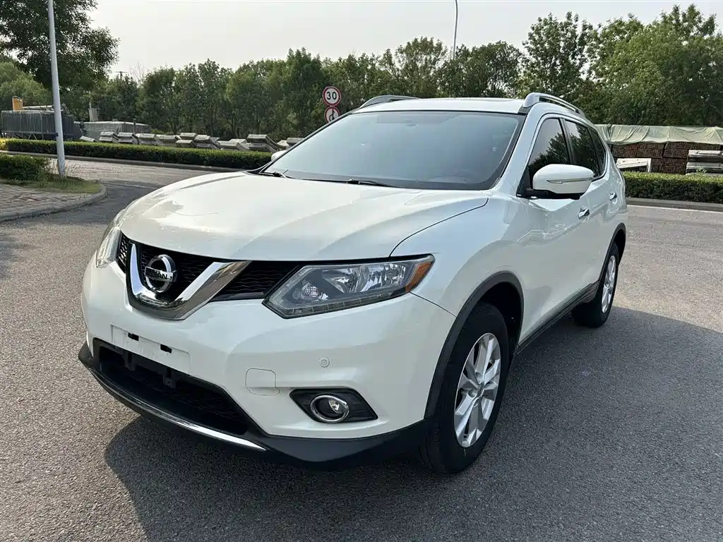 NISSAN X-TRAIL 2014